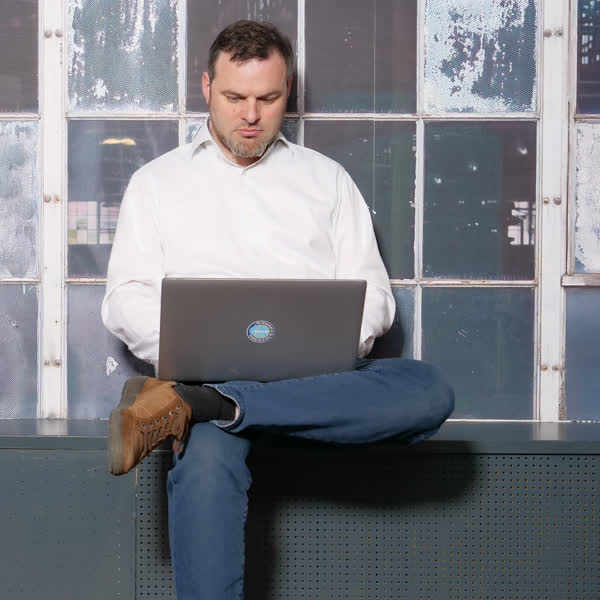 Igor Arenz bei der Arbeit